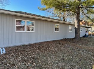 2504 E Oakbrook Dr #B, Columbia, MO 65202