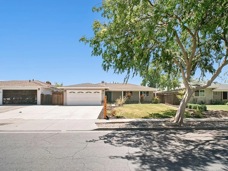 1671 Elwood Dr — Photo 29