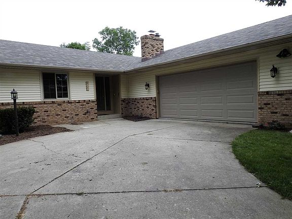 2nd image of 6127 Landmark Dr