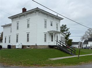 409 Franklin St, Hammond, NY 13646