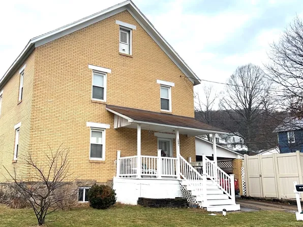 1061 Chestnut St, Indiana, PA 15701