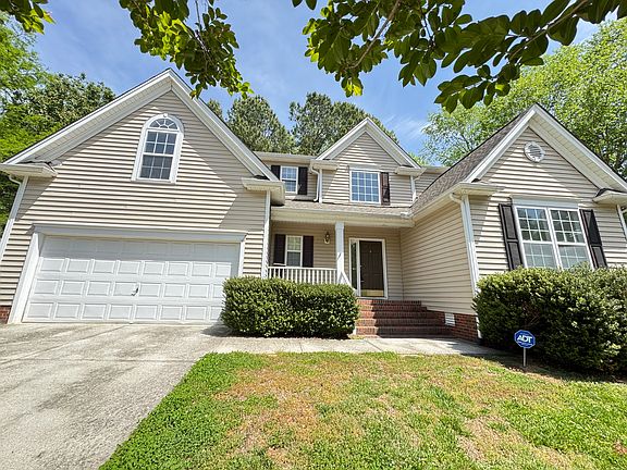 3rd image of 604 Palafox Dr