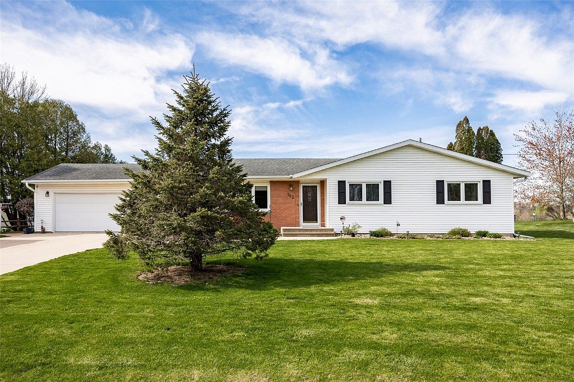 103 Crescent Dr, Monticello, IA 52310 Zillow