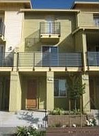 Tri-level condo