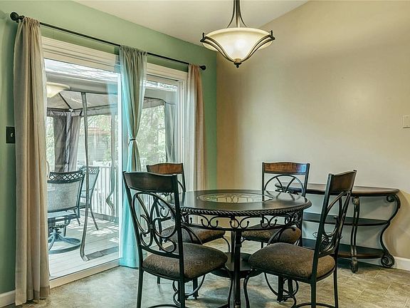 4th image of 313 Westwind Estates Ln