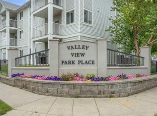 7202 N Valleyview Park SE #202, Calgary, AB T2B3R6