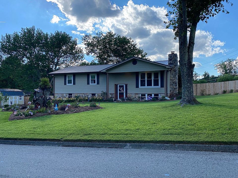1st image of 6016 Woodcrest Dr