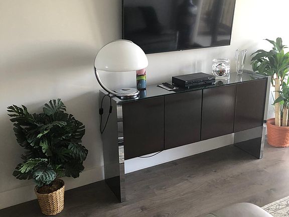 2nd image of 1000 Island Blvd #908