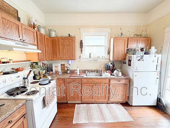 3rd image of 1902 Iberville St
