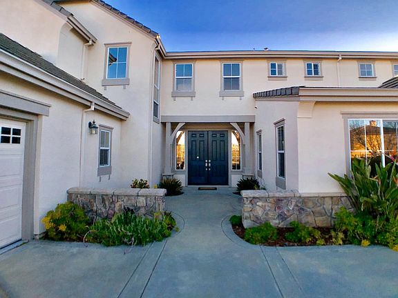 2nd image of 2739 Clover Meadow Ct