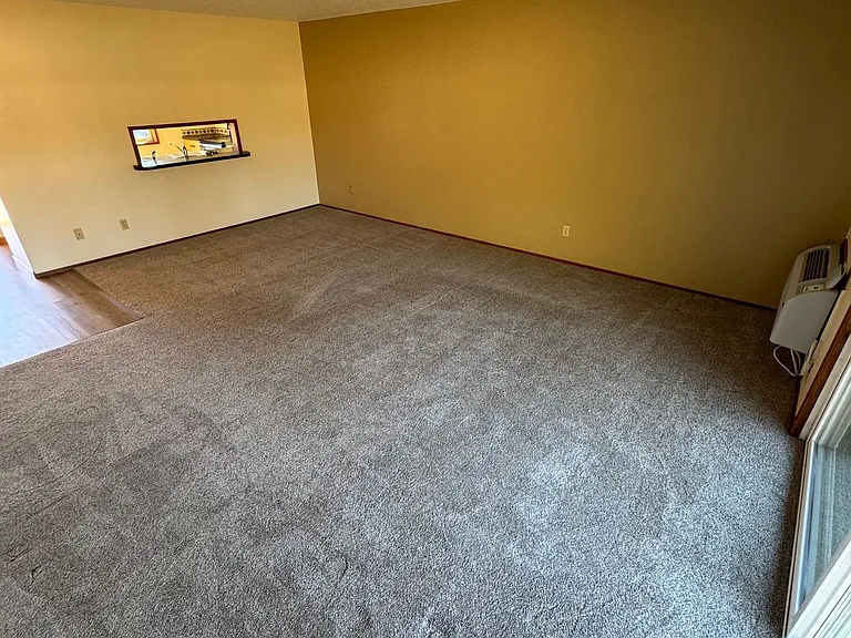 Michelbook Apartments — Photo 10