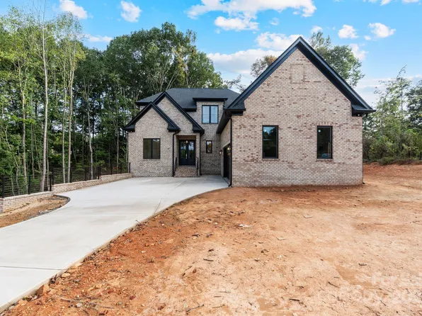 3204 Chancellor Ln, Monroe, NC 28110