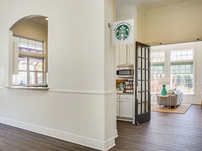 Clubhouse Kitchen