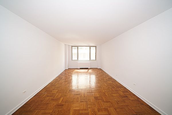 1st image of 125 E 87th St APT 10H