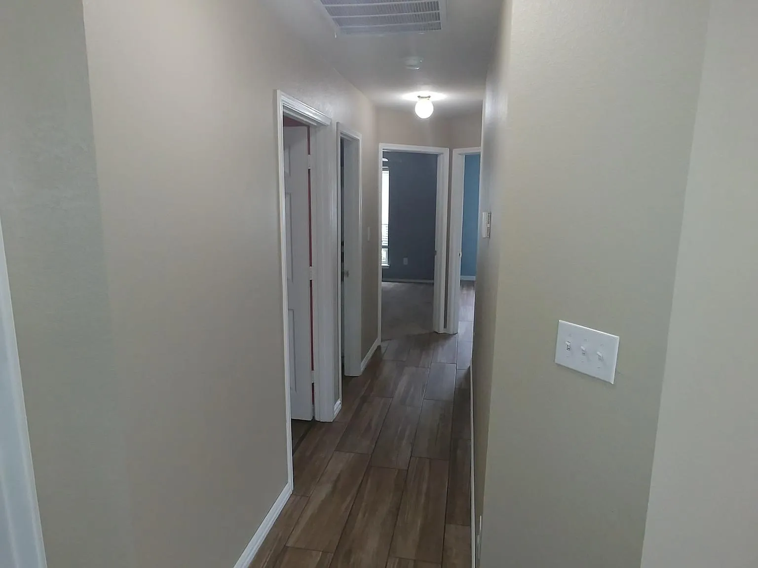 3 bed, 1618 sqft, $2,230 — Photo 4