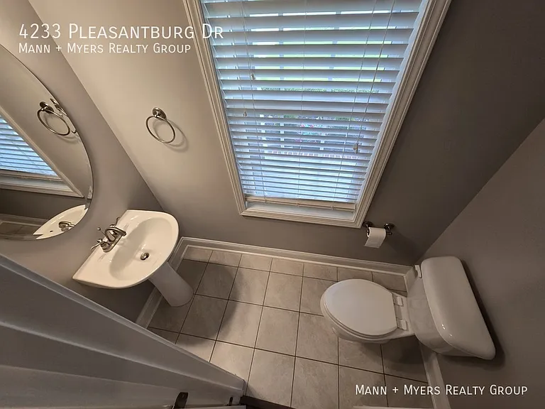 4233 Pleasantburg Dr — Photo 19