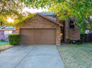 3521 Apple Valley Way, Dallas, TX 75227