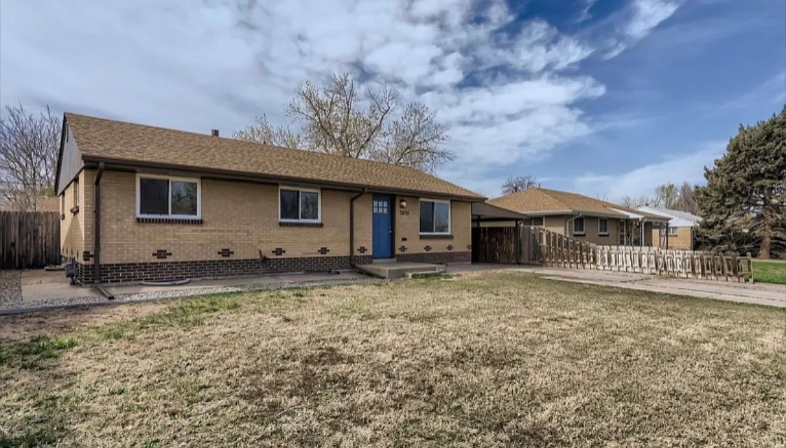 4 bed, 1886 sqft, $2,995 — Photo 1