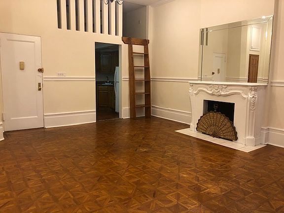 2nd image of 26 W 70th St #2B