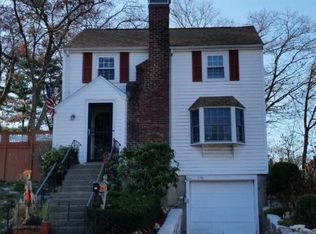 236 West St, Hyde Park, MA 02136