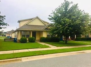 3910 SW Ridgepointe Ave, Bentonville, AR 72712