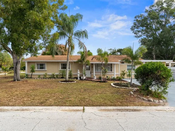 755 43rd St N, Saint Petersburg, FL 33713