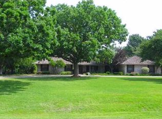 2305 Summit Pl, Edmond, OK 73034