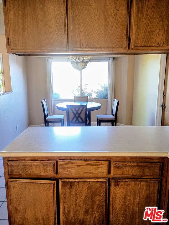 2 bed, 1.0 bath, 799 sqft, $1,685 — Photo 4