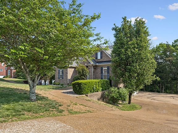 3rd image of 1151 Ben Hill Blvd