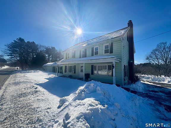2nd image of 279 Putnam Pike