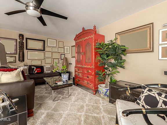 3rd image of 1241 E MEDLOCK Drive #213