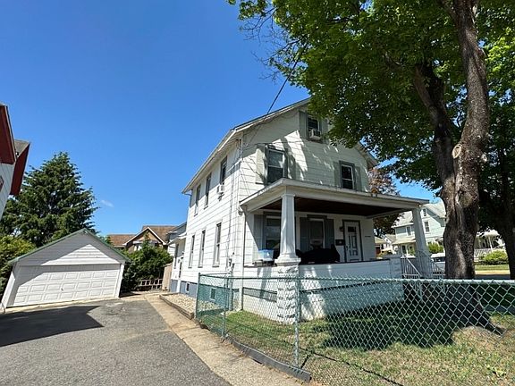 2nd image of 17 N Lincoln Ave