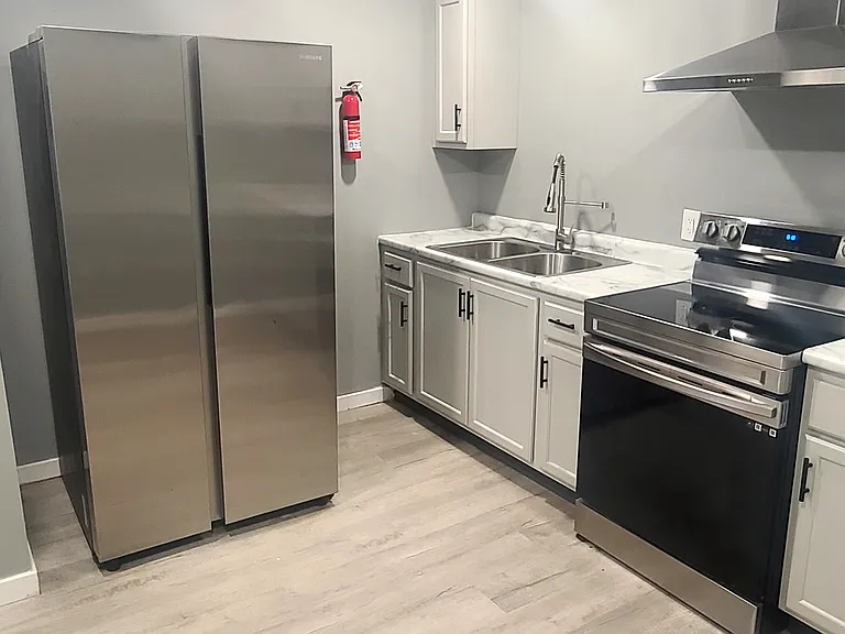 70 Fairview Dr #21 — Photo 3