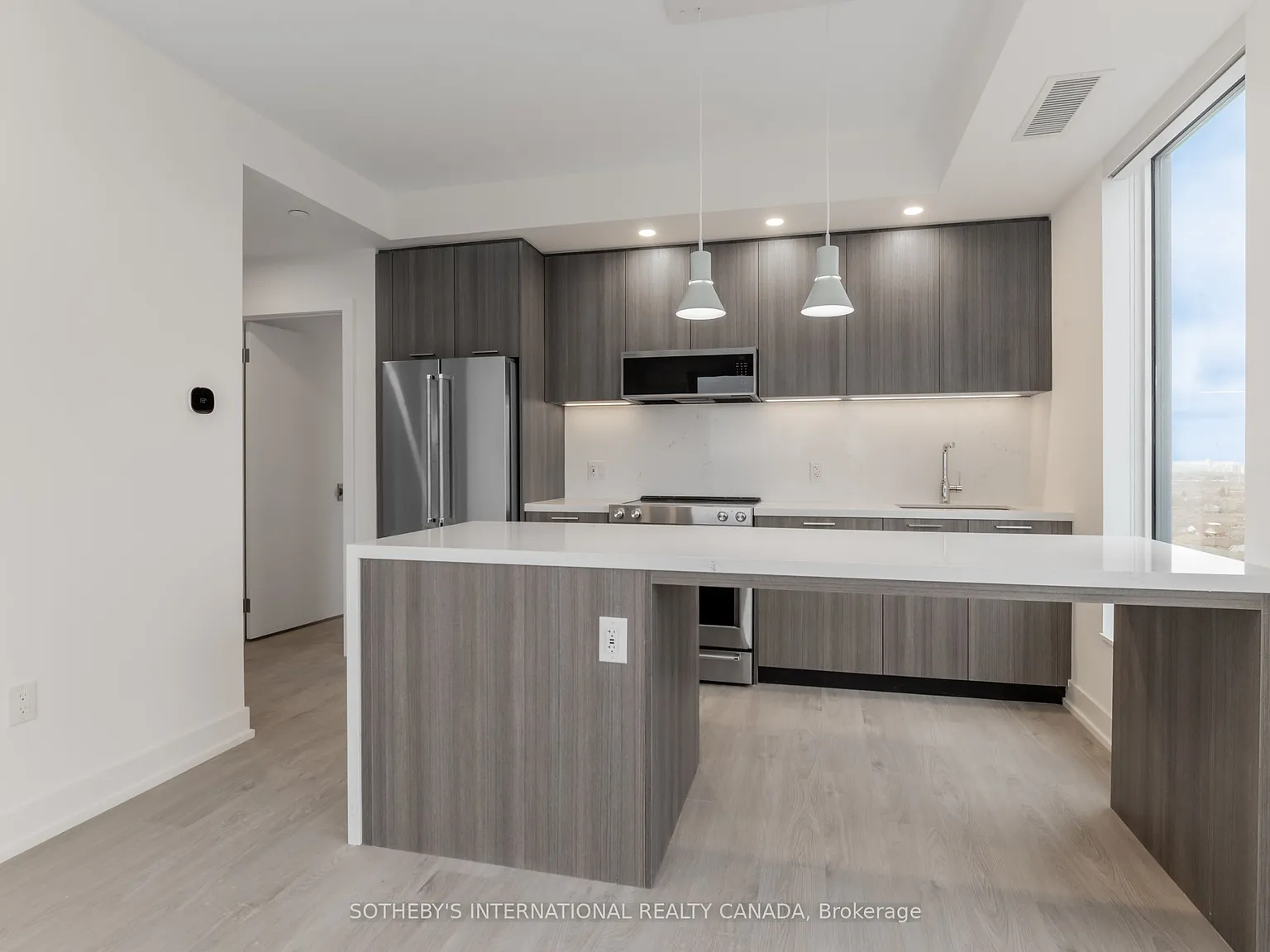 3 bed, $4,520 — Photo 3