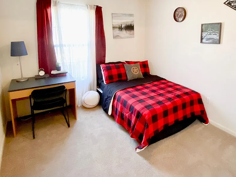 4 Bedroom