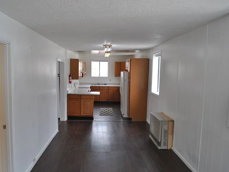 1215 W Pine St — Photo 3