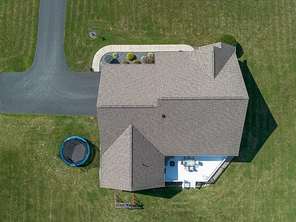 3rd image of 366 Clayton Mills Cir