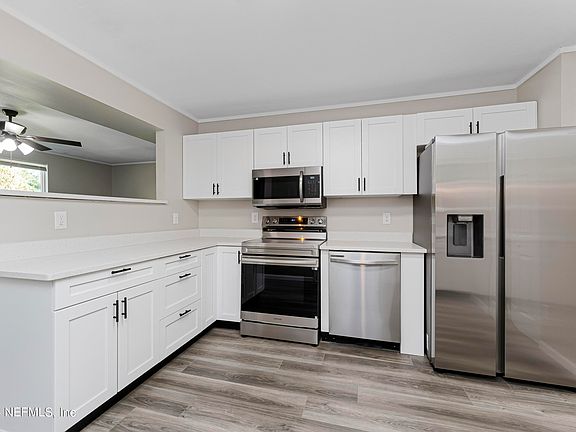 5th image of 9227 NORFOLK Boulevard