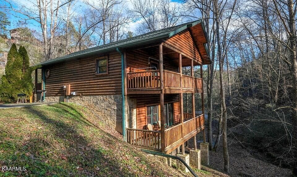 625 Gatlinburg Falls Way, Gatlinburg, TN 37738 | MLS #1226619 | Zillow