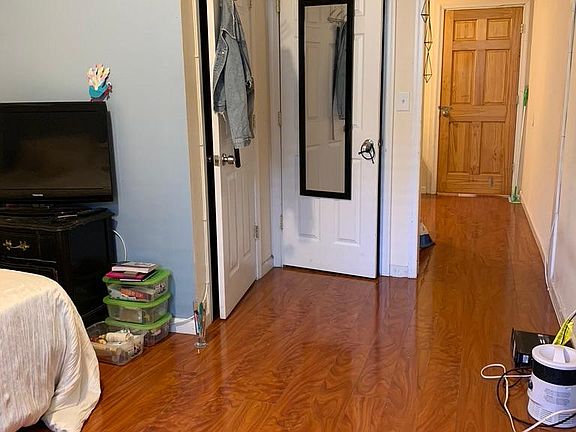 2nd image of 1719 Monument St #A
