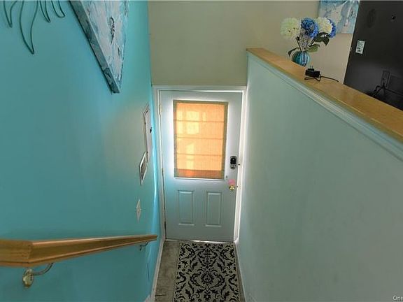 2nd image of 106 Heron Ln #370