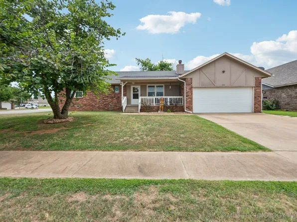 400 Overholt Dr, Sand Springs, OK 74063