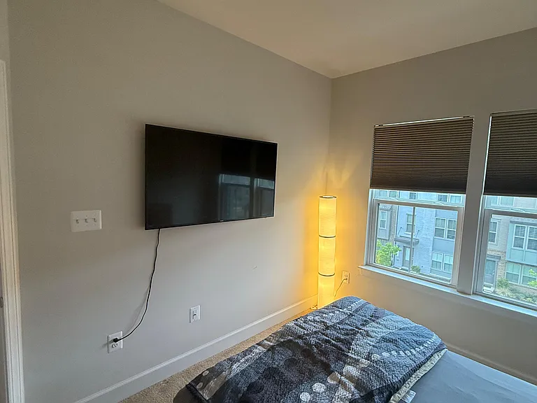 28 Albany Pl — Photo 2