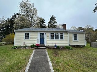 39 Naushon Rd, Dennis Port, MA 02639