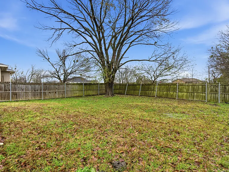 4805 Pickett — Photo 23