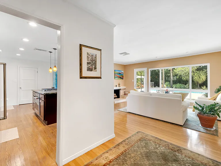 6942 Petit Ave — Photo 12