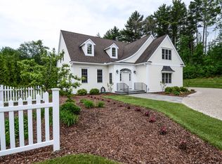 4 Stone Ledge Rd, Lenox, MA 01240