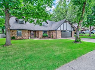 230 SE Quail Ridge Loop, Bartlesville, OK 74006