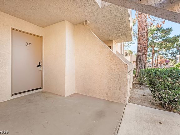 5th image of 3750 Desert Marina Dr APT 37