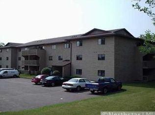 570 Whispering Ln APT 105, Hastings, MN 55033